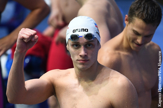 Сборная России завоевала золотую медаль на ЧЕ по плаванию