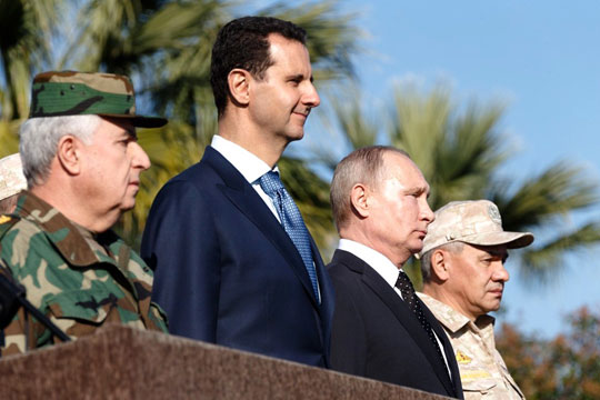 Шойгу объявил благодарность обеспечившим безопасность Путина в Сирии военным