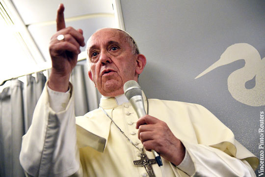 Папа римский назвал фейки и баяны в СМИ очень тяжким грехом