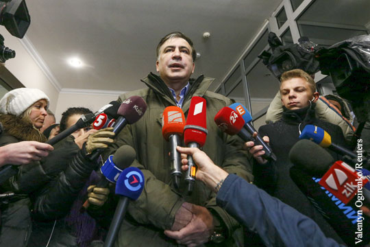 Саакашвили отказался давать Луценко возможность «целовать руку хозяину»