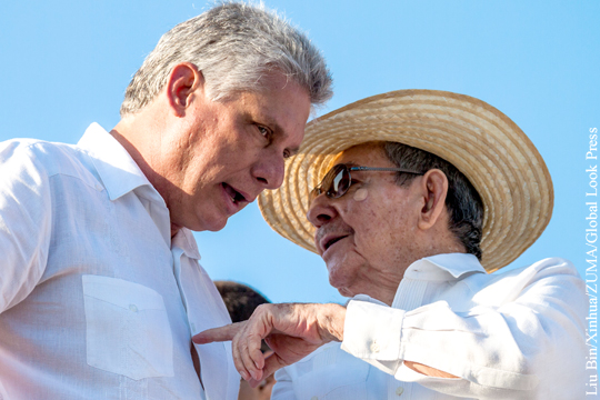 Уход Рауля Кастро поможет Кубе освободиться от американской блокады