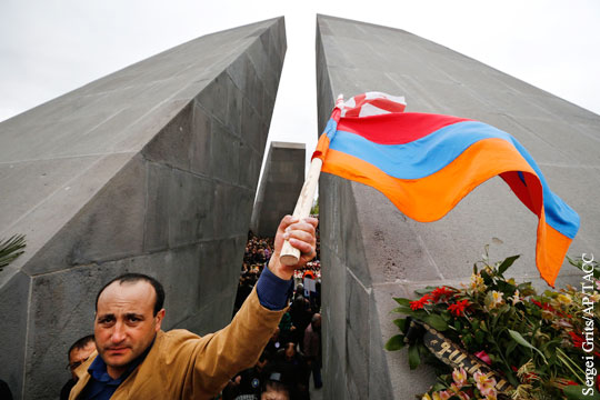 Азербайджан и Армению кидают в топку паровоза, идущего к войне