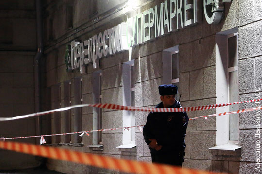 Следователи начали допрос подозреваемого в совершении взрыва «Перекрестка» в Петербурге