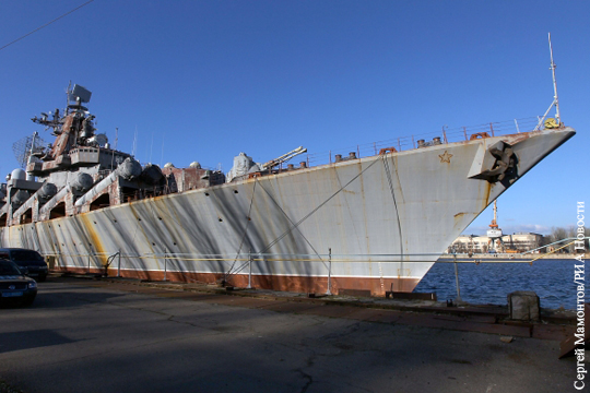 Николаевские судостроители обвинили Киев в отказе продавать крейсер «Украина»