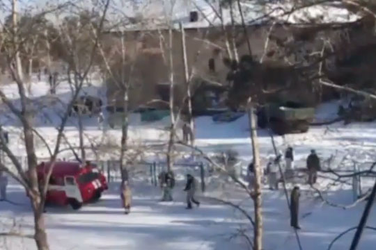 Названа возможная причина нападения подростка с топором на школу в Улан-Удэ