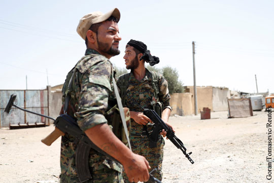 США пообещали продолжить поддержку курдов