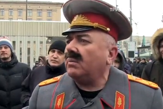Лобков пришел на Тверскую в образе Сталина