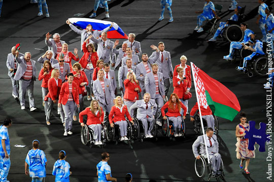 Белорусских паралимпийцев предупредили о недопустимости российского флага