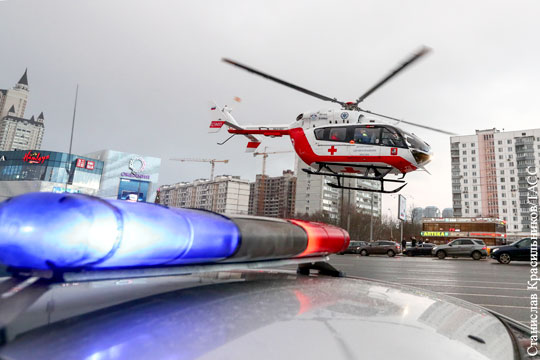 Ребенка в Москве на вертолете доставили в больницу после драки в школе
