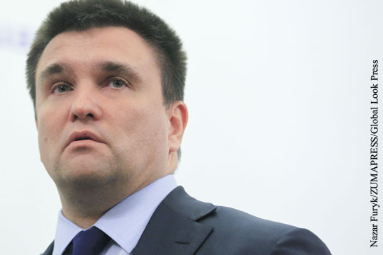 Климкин выразил соболезнования в связи с крушением Ан-148 на украинском и английском