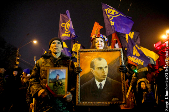 Украинцев перестали пускать в Польшу за отказ осуждать Бандеру