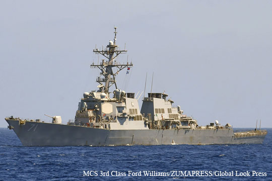 Участвовавший в ракетном ударе по Сирии эсминец США вошел в Черное море
