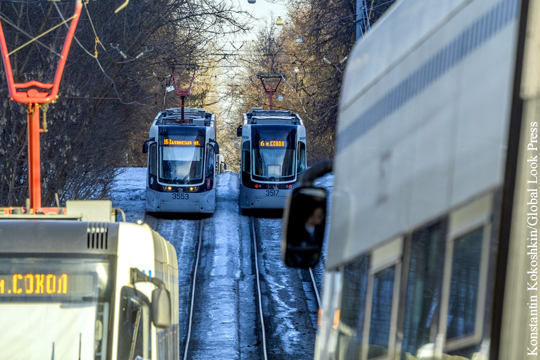 Под московские трамваи положат шпалы из пластика