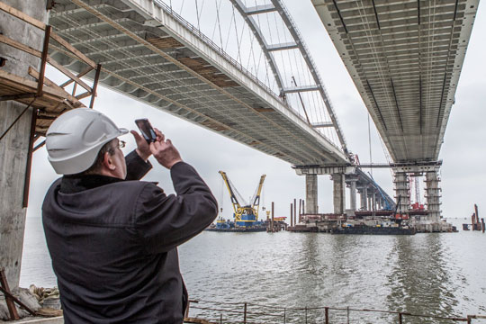 Украина предъявила России претензии по поводу «прав морской державы» и Крымского моста