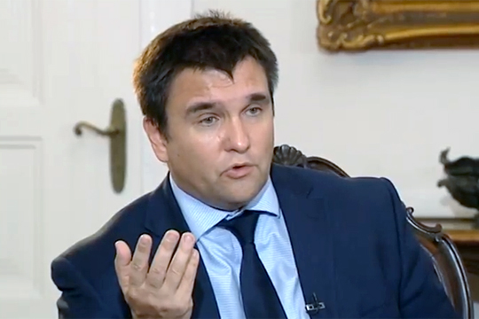 Климкин назвал причину бегства сотен тысяч украинцев из страны