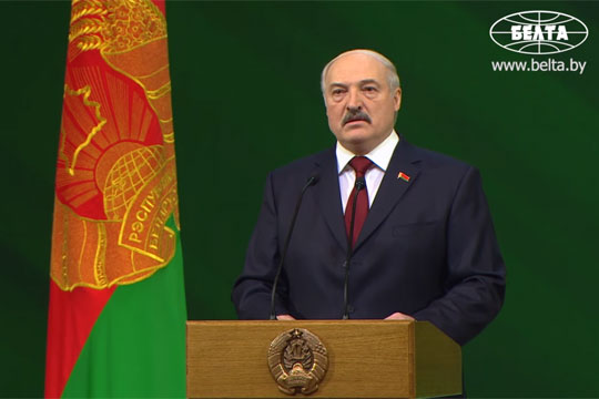 Лукашенко заявил о необходимости создавать белорусское высокоточное оружие