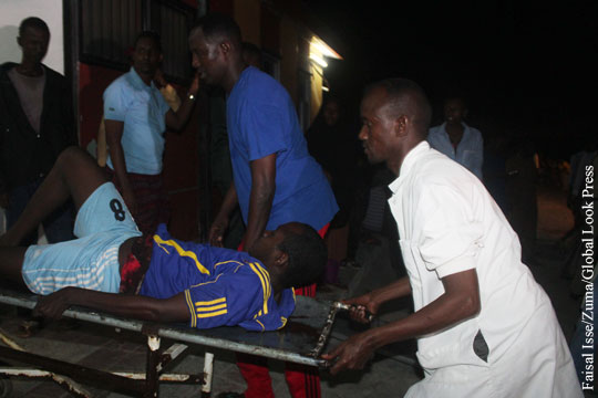 Жертвами взрывов в столице Сомали стали почти 20 человек