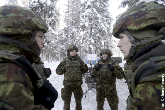 Эстонские солдаты отказались петь про убийство русских