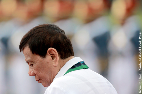 Дутерте захотел досрочно покинуть пост президента Филиппин
