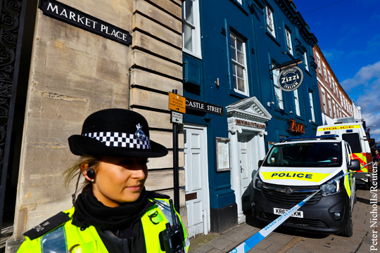 Британская полиция нашла важные улики по делу Скрипаля в пиццерии