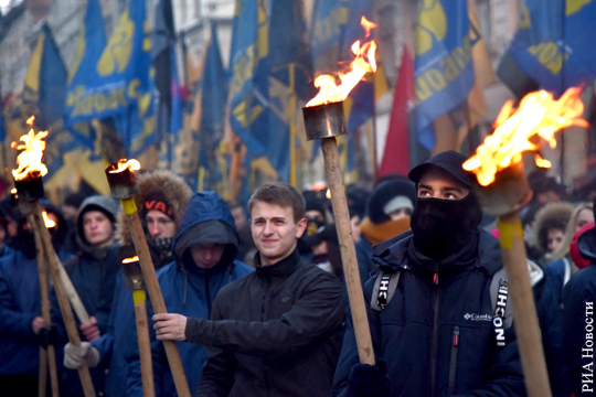 В Киеве захотели обязать жителей Крыма и Донбасса просить прощения