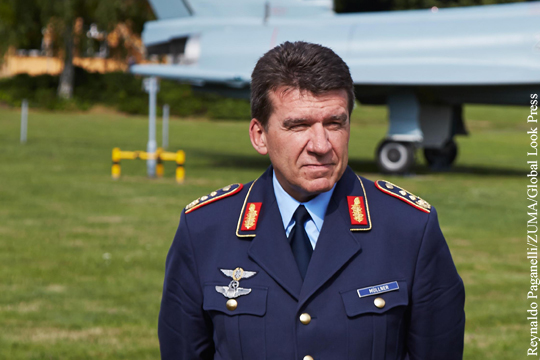 Командующего Люфтваффе уволили за лоббирование F-35