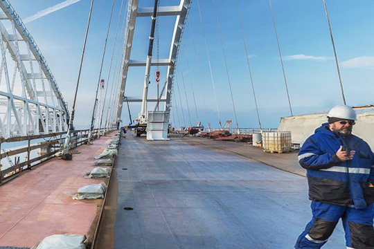 Заявлено о порядке запуска движения по автодорожной части Крымского моста