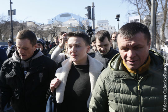 Киев второй раз делает из Надежды Савченко национального героя