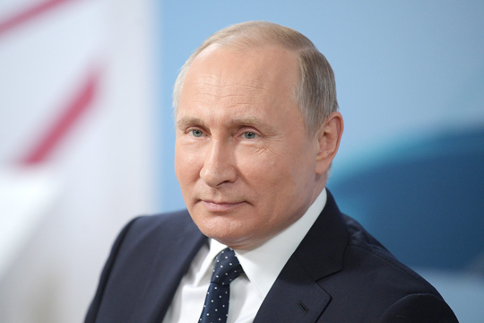 Глава Чехии назвал Путина сильным президентом, который умеет добиваться результатов