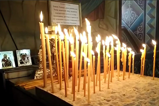 В Кемерово начались похороны погибших в ТРК «Зимняя вишня»