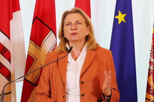 Австрия оказалась под большим давлением из-за отказа высылать российских дипломатов