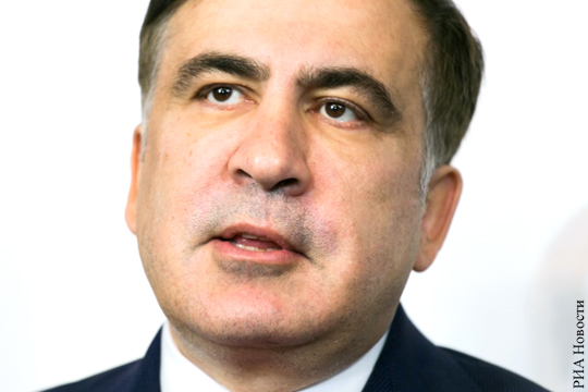 Саакашвили устроился на работу