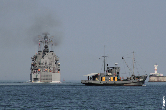 Российские военные корабли вышли из сирийского Тартуса в море