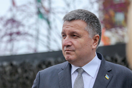 Аваков похвалился умением Украины сопротивляться России