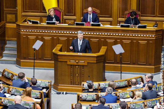 Рада поддержала обращение Порошенко об автокефальной церкви