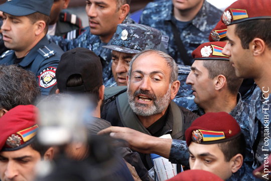 Полиция задержала лидера армянской оппозиции