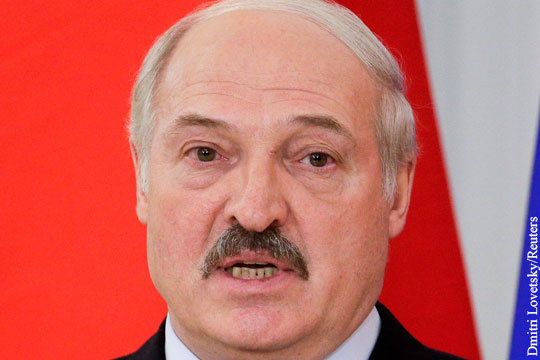 Лукашенко рассказал, как по его приказу «люди с автоматами» перестреляли бандитов