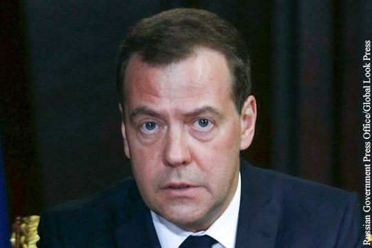 Медведев заявил о «чувствительном ответе» на «хамское поведение» США