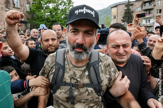 Какое значение смена власти в Армении имеет для России