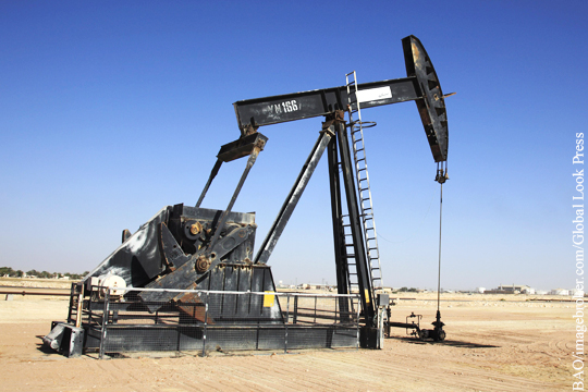 Цена барреля нефти Brent превысила 76 долларов впервые за три года