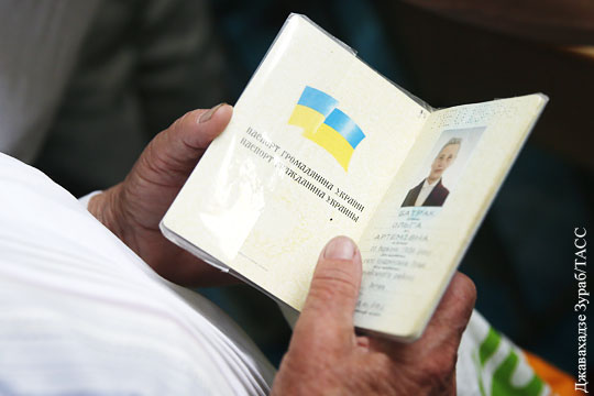 В Раде призвали лишить жителей Донбасса и Крыма украинского гражданства