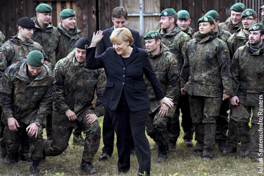 Меркель намекнула на возможность создания другого НАТО – без США