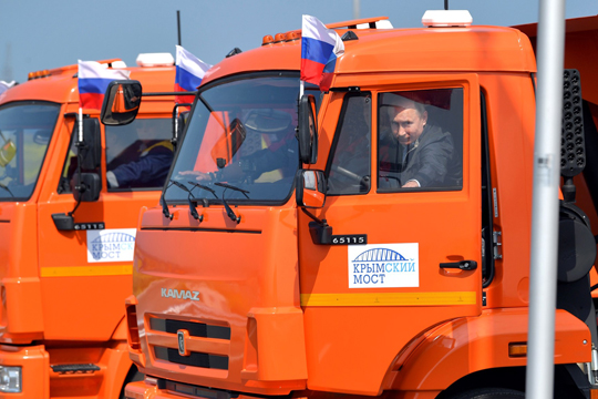 Украинские политики и блогеры впали в истерику из-за открытия Крымского моста