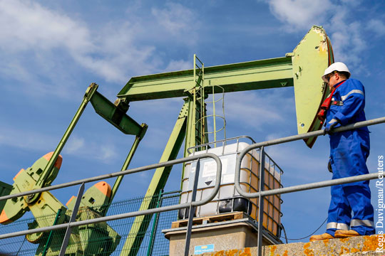 Глава Total не исключил роста цен на нефть до 100 долларов за баррель