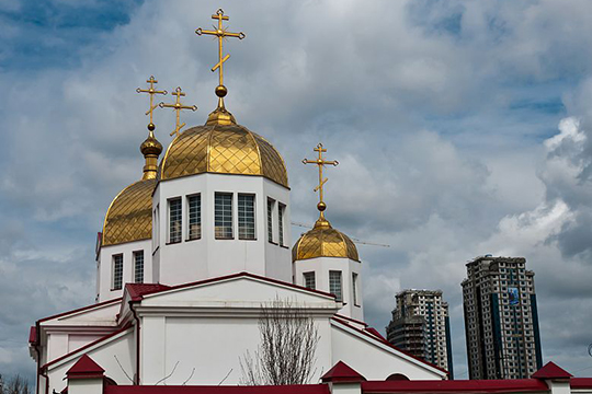 Боевики напали на православный храм в центре Грозного