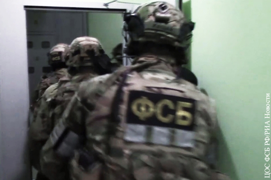 ФСБ выявила в Крыму созданную помощником депутата Рады и СБУ группу экстремистов