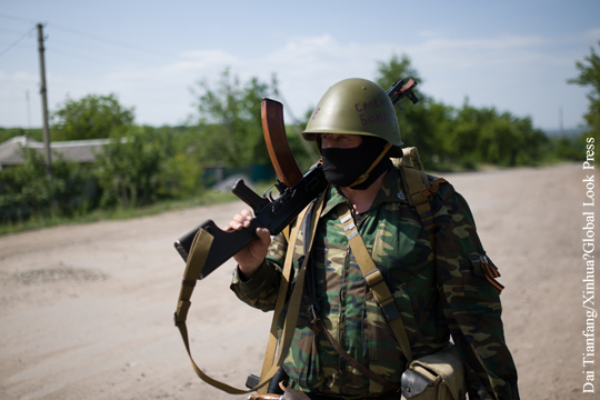 Ополченцы предотвратили окружение Донецка