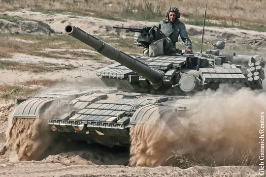 Украинские силовики перебросили под Горловку танки и САУ