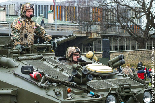 США потребовали от стран Европы нарастить военную силу против России