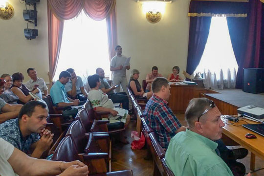 Депутаты райсовета отказались выступать на «жлобском» украинском языке